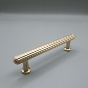 Tay nắm tủ màu vàng BH4228 - 1 136 510x510 1