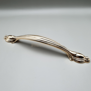 Tay nắm tủ Eurogold BH6555