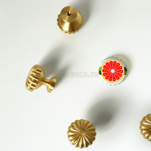 Núm tủ tròn đồng nguyên chất BHG72 - 103 min 510x510 1