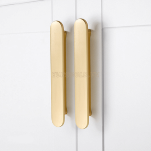 Tay nắm đồng nguyên chất Eurogold BHG801 - 142 min 510x510 1