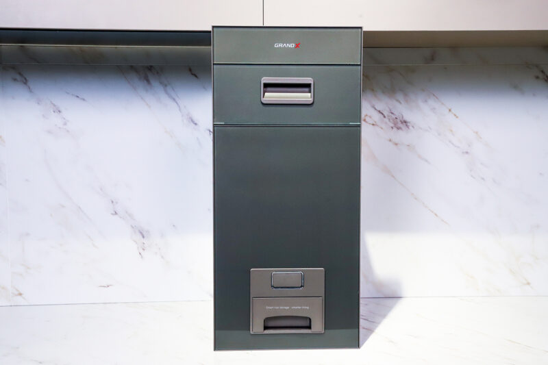 THÙNG GẠO MẶT KÍNH NÚT NHẤN GRANDX XR.G302G 30CM - XR.G302G web4