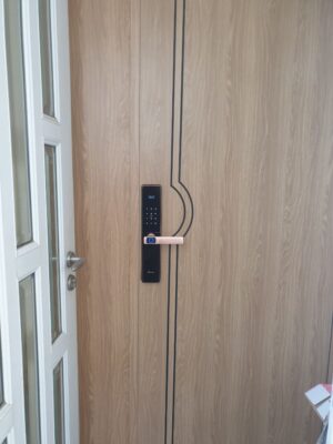 Khoá cửa vân tay Demax EL622 AC Của Đức - 02b740b6 c641 440c 8ba2 3bf65dfb5ccd