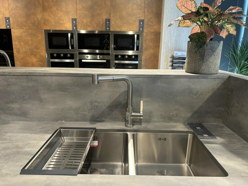 VÒI RỬA CHÉN MALLOCA LUXSTEEL K068-PO