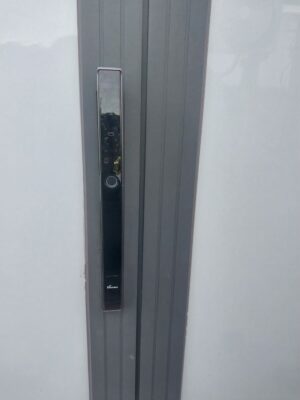 Khoá cửa nhôm Demax SL802 AG 2 remote chống nước Của Đức - 4e34728f292bef75b63a 2