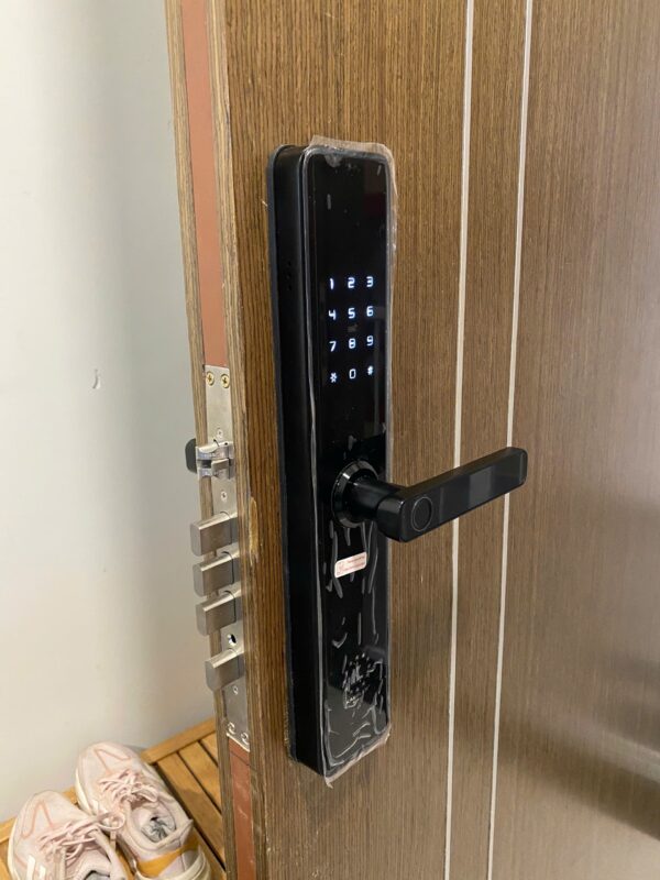 KHOÁ CỬA VÂN TAY WIFI KASSLER KL 669 BLACK - IMG 20240828 155534