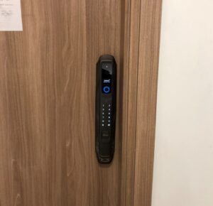 KHÓA CỬA VÂN TAY FACE ID APP WIFI DEMAX SL968 CB  - a809c2a39d22587c01332