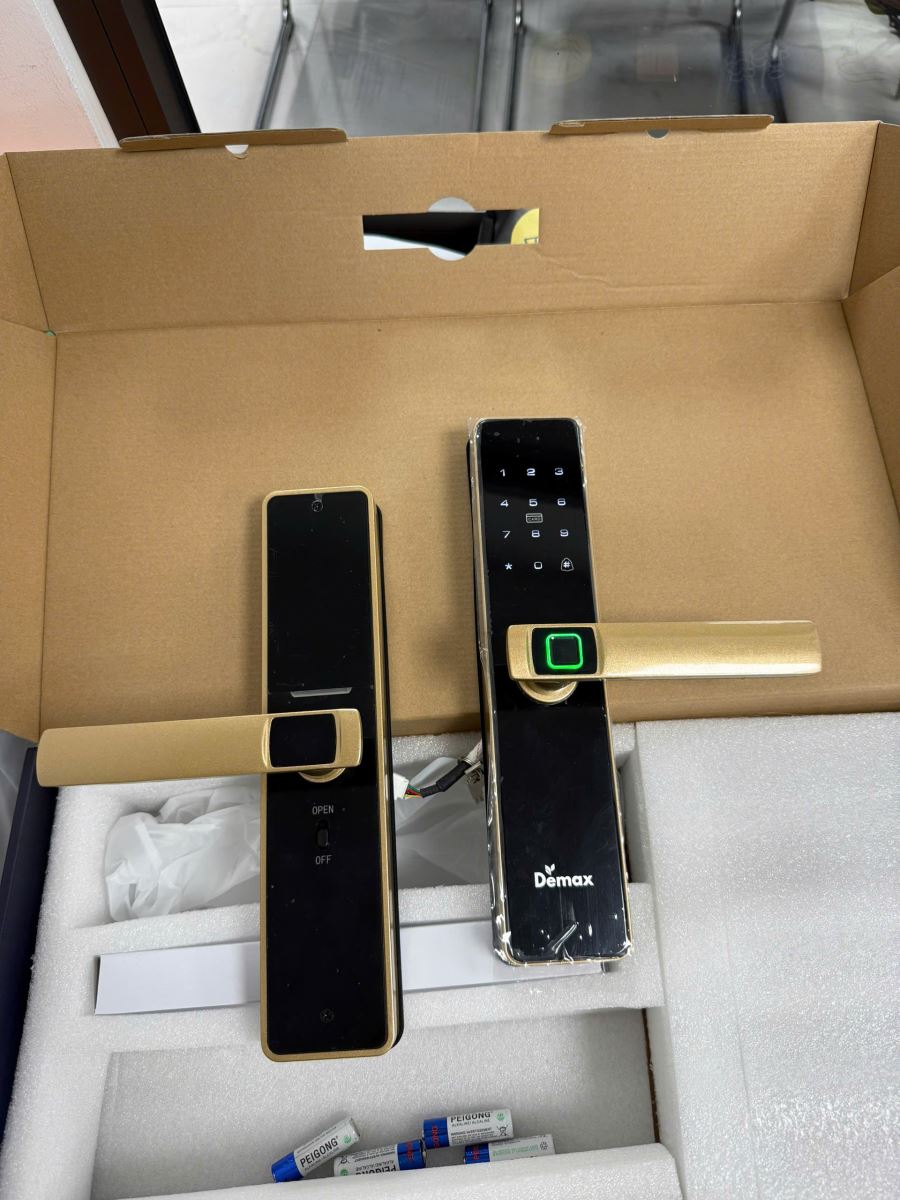 KHÓA CỬA GỖ THÔNG MINH APP WIFI DEMAX SL-C320 CG  - aba908a2 e87a 4977 abdc baa156592631