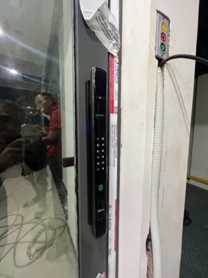 Khoá cửa nhôm vân tay Demax SL909 BL CNC Face ID, App Wifi camera chuông cửa Của Đức - ba2afdae9c72222c7b6320 1