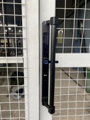 KHÓA VÂN TAY 2 MẶT CỬA NHÔM CỔNG SẮT APP WIFI DEMAX SL808 BN LUX  - dee0afe040bd91e3c8ac 1