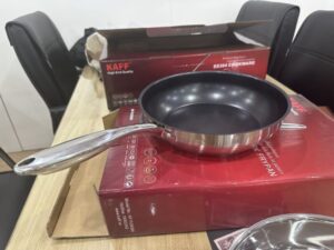 CHẢO INOX CAO CẤP KAFF KF-FR26304 - z4439447010308 72922565065c3de1e846b5bb32c8a33b scaled 1