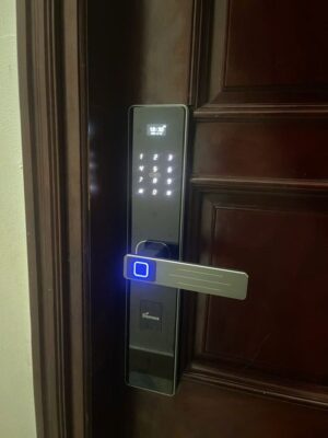 Khoá cửa vân tay Demax EL680 BN CNC App wifi - Của Đức - z6025626055922 c72dda394dc17d0bdedc17792dbd0ebe