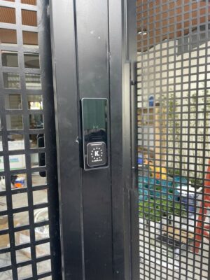 KHÓA CỬA THÔNG MINH KASSLER KL 579 CNC GOLD GREY APP TTLOCK - z6188809401184 5573134fb67e4e142872722174919b3a 1