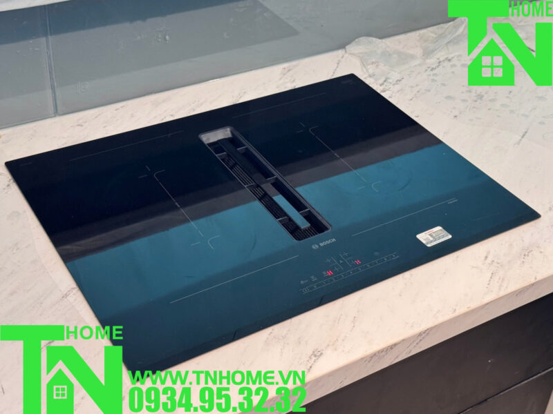HÌNH ẢNH THỰC TẾ CỦA BẾP TỪ KẾT HỢP HÚT MÙI BOSCH HMH.PVQ731F15E SERIE 8