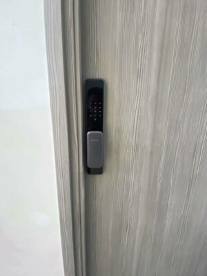 KHÓA CỬA VÂN TAY BOSCH EL600 KB MÀU ĐEN XÁM - IZLgqbfEWeEUcFcQ7ruRBCCZ2LHjY1Y5ML7QzbhA