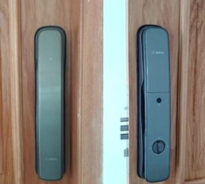KHÓA CỬA VÂN TAY APP WIFI BOSCH EL800A DE MÀU XÁM - bosch el 800a de xam tt1 1