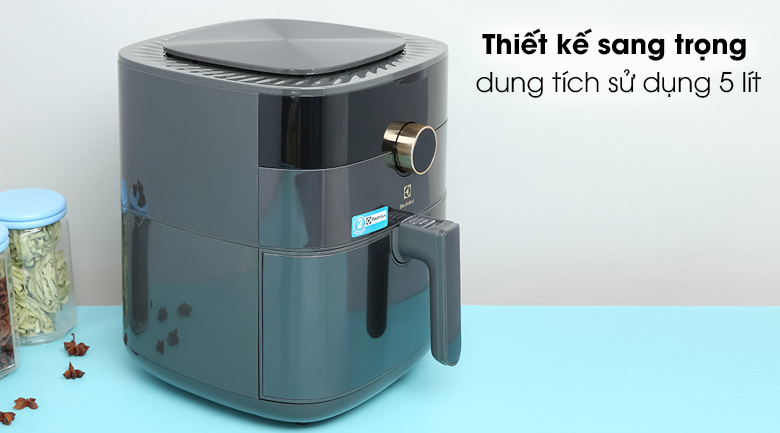 NỒI CHIÊN KHÔNG DẦU ELECTROLUX 5L EXPLORE 6 E6AF1-520K