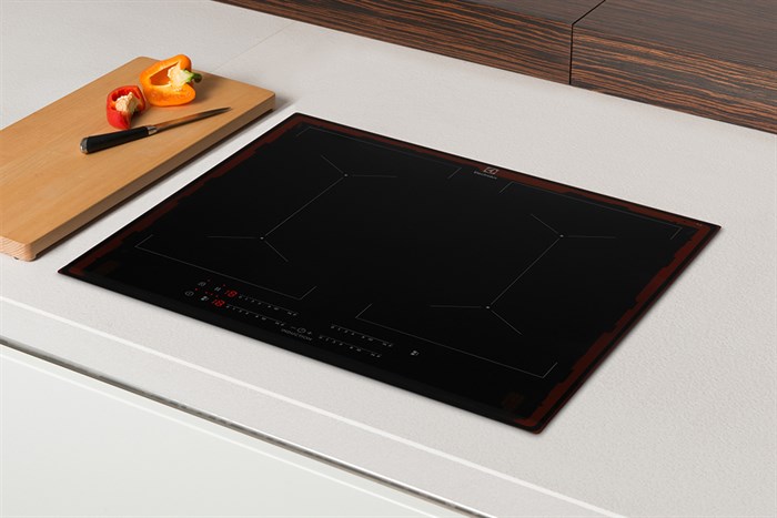 BẾP TỪ ÂM ELECTROLUX 4 VÙNG NẤU 60CM EIV644 - electrolux eiv644 1 1 700x467 1