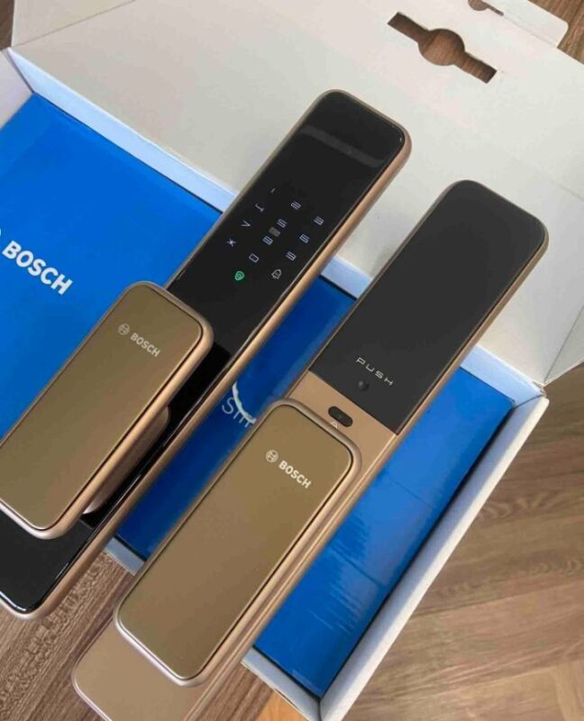 KHÓA VÂN TAY NHẬN DIỆN FACE ID BOSCH EL600B DE MÀU VÀNG - hinh anh thuc te cua khoa bosch 1