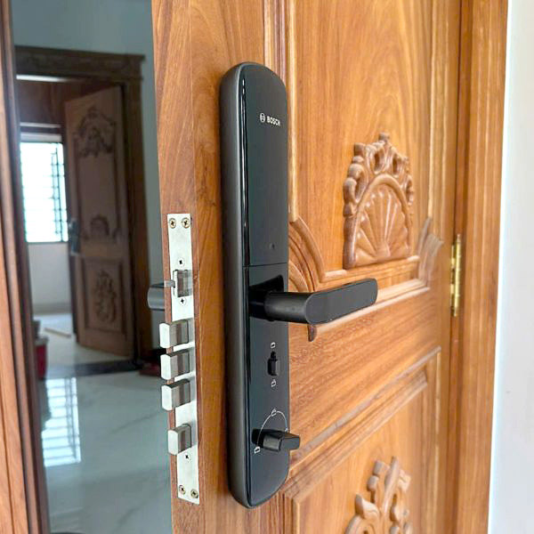 KHÓA CỬA VÂN TAY BOSCH ID60 EU GREY - id60 de xam 31