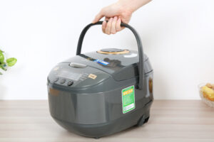 NỒI CƠM ĐIỆN ELECTROLUX EXPLORE 7 E7RC1-650K - tu 18 lit electrolux e7rc1 650k 10