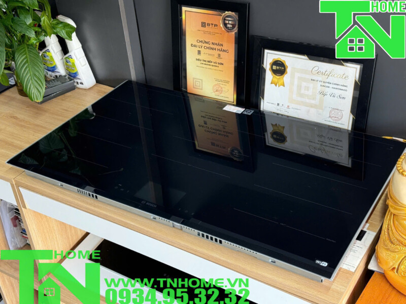 BẾP TỪ ĐA ĐIỂM 5 VÙNG NẤU BOSCH PXX975KW1E SERI 8