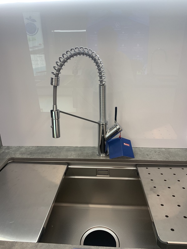 VÒI RỬA BÁT DÂY RÚT KONOX GUSTA - Konox Gusta 1