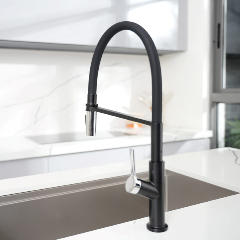 VÒI RỬA BÁT THÂN MỀM KONOX TEMA BLACK - Voi nuoc nong lanh Konox Tema Black