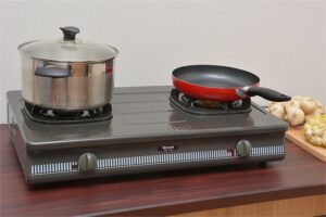 BẾP GA ĐỂ BÀN RINNAI RV-770(G) - bep gas bep gas doi rinnai rv 770 g 1 700x467 1