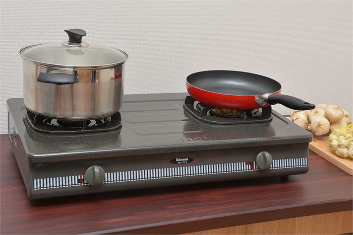 BẾP GA ĐỂ BÀN RINNAI RV-770(G) - bep gas bep gas doi rinnai rv 770 g 1 700x467 1