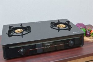 BẾP GA ĐỂ BÀN RINNAI RV-970(GL) - bep gas bep gas doi rinnai rv 970 gl 700x467 2