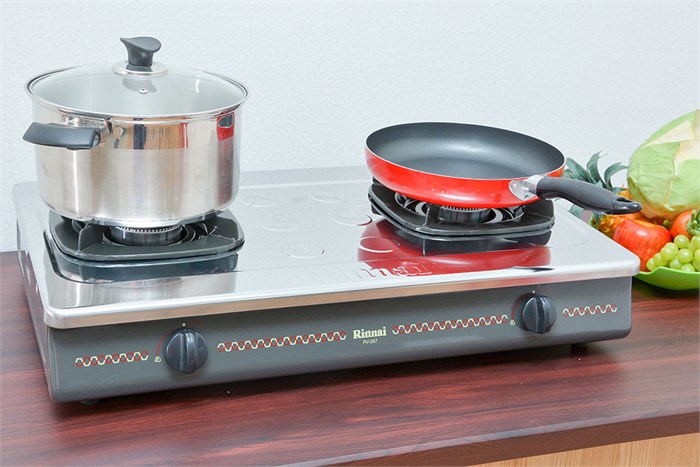 BẾP GA ĐỂ BÀN RINNAI RV-287(S)N - bep gas rinnai rv 287 g 700x467 1
