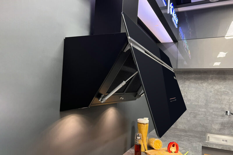 HÚT MÙI GẮN TƯỞNG 90CM EUROSUN EH-90CN78B