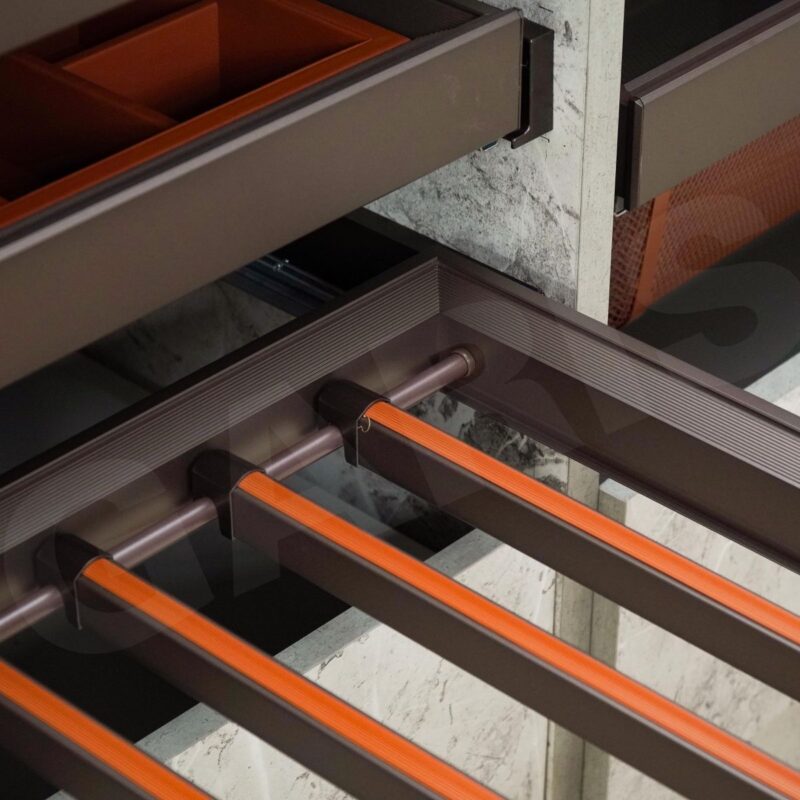 GIÁ TREO QUẦN ÂU GARIS GW04.7R