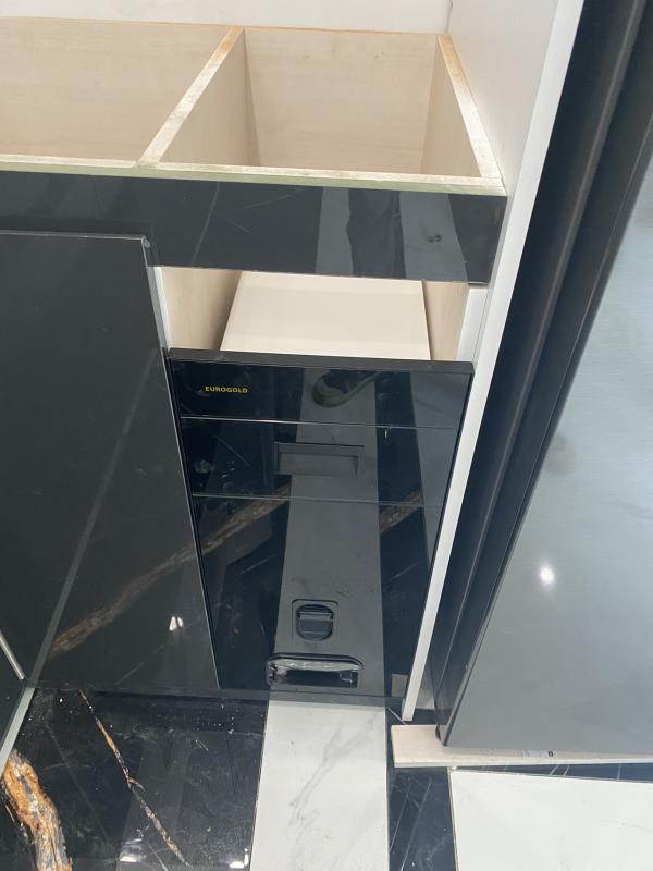 THÙNG GẠO GƯƠNG NÚT NHẤN EUROGOLD GB309B - 16716 3285 thuy hang thung gao guong nut nhan eurogold b309